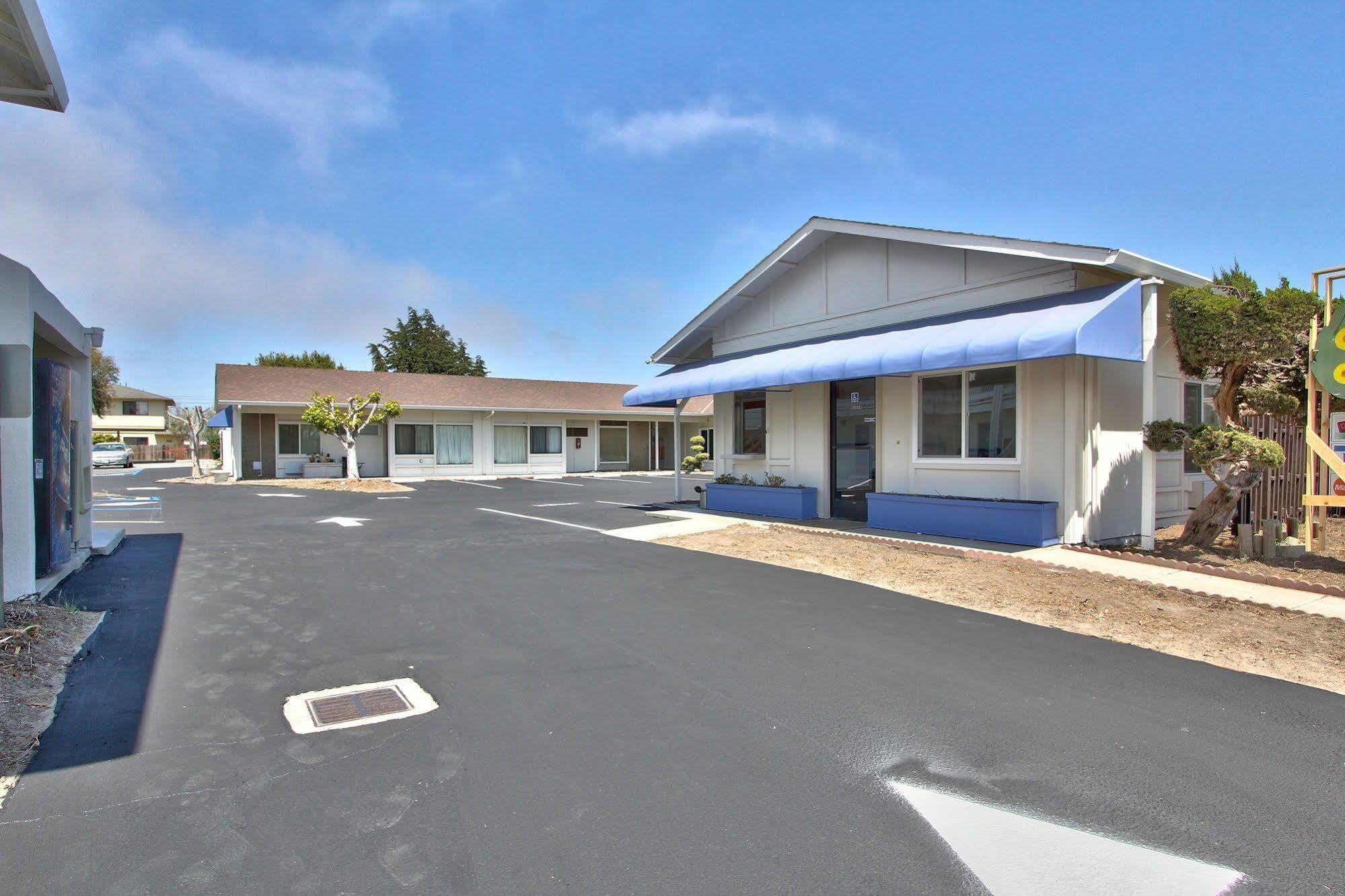 Coastal Valley Inn - Monterey 卡斯特罗维尔 外观 照片